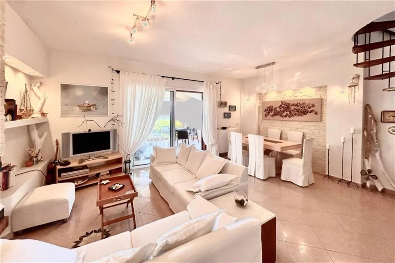Skála Foúrkas Toula Villa On The Beach Fourka 3 Bedrooms 7 Guests יוון